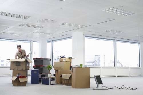 Load-based Hornchurch storage quote for household items